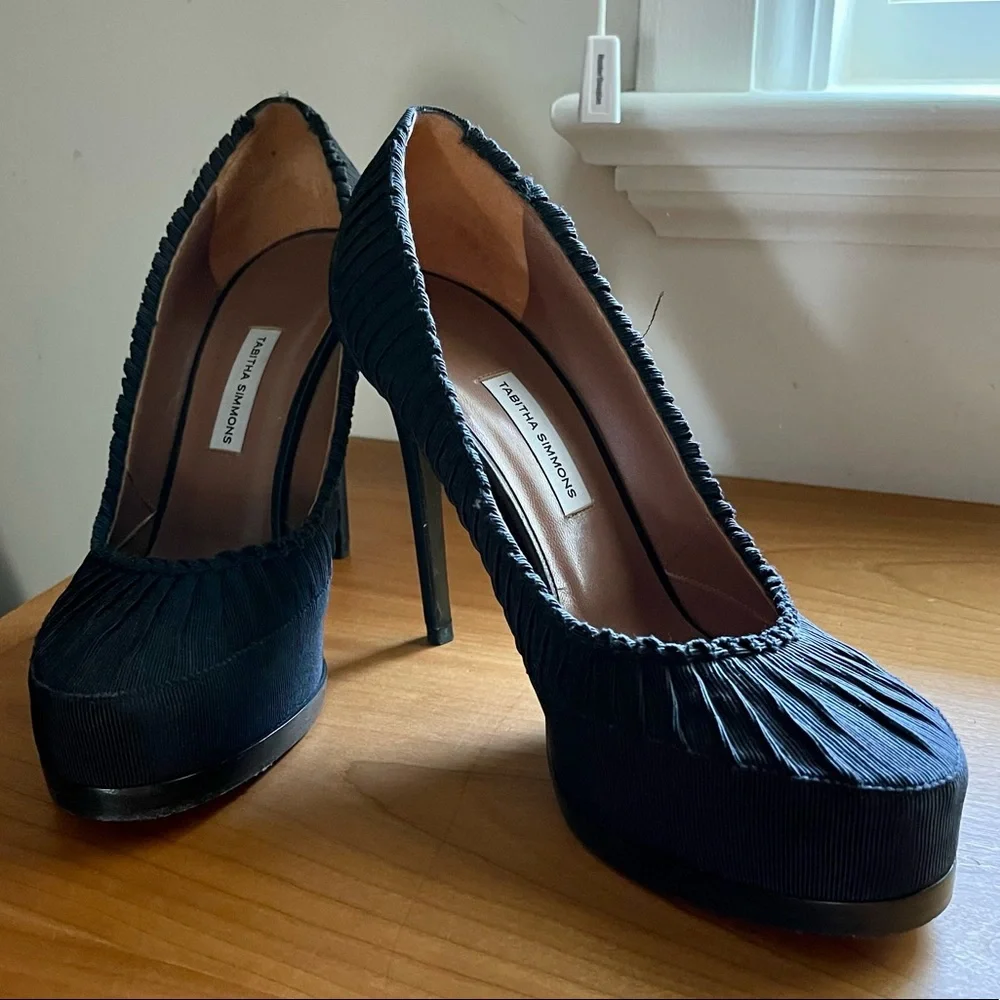 Tabitha Simmons Fabulous Platform Silk Pumps Stiletto Heels, sz 7.5/38